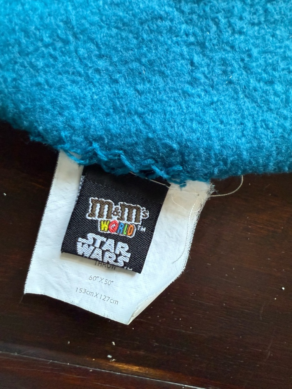 M&M'S Blue Star Wars Throw Blanket - Picture 3 of 5